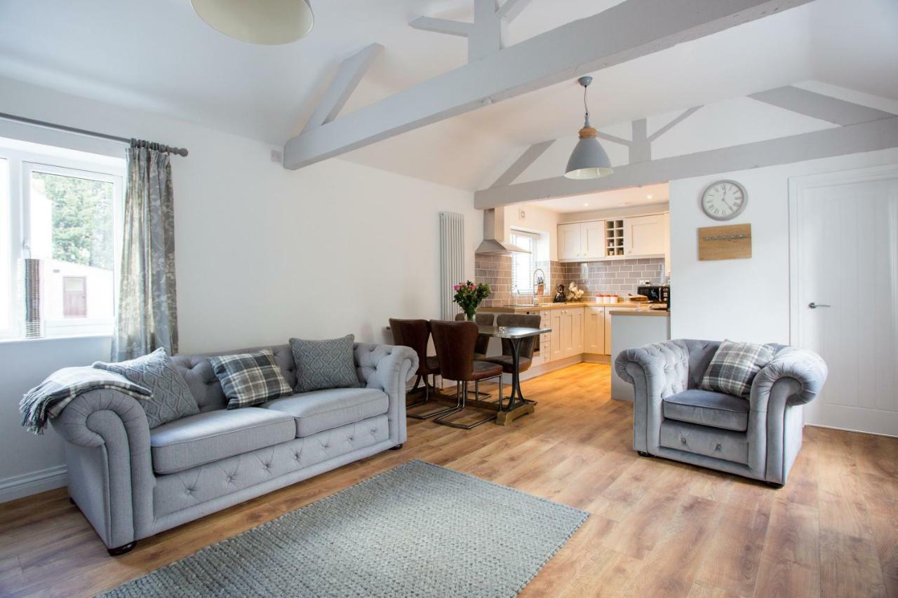 Thrush Nest Cottages - Wren Cottage Sleeps 4, 2 Bedrooms & Stable Cottage Sleeps 2, 1 Bedroom York Exterior photo