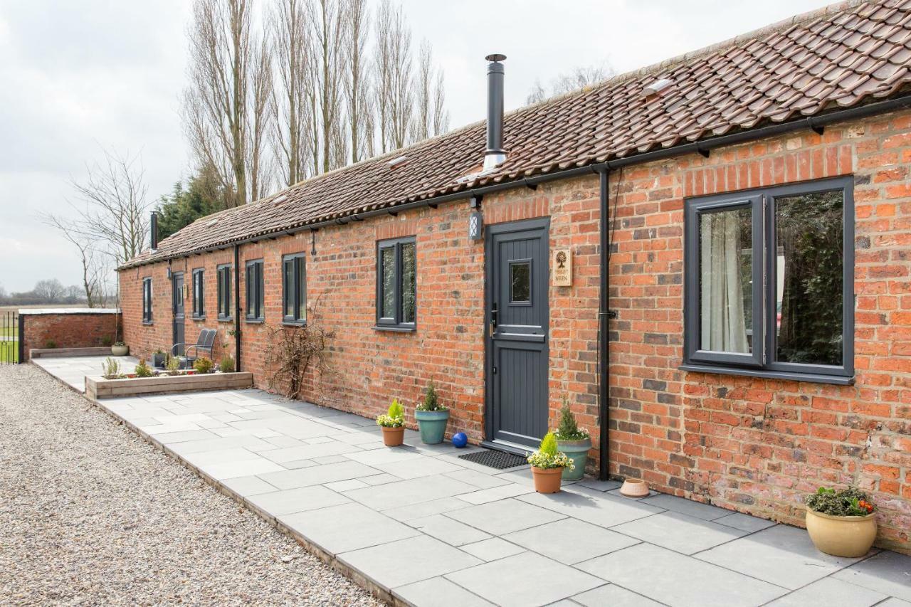 Thrush Nest Cottages - Wren Cottage Sleeps 4, 2 Bedrooms & Stable Cottage Sleeps 2, 1 Bedroom York Exterior photo